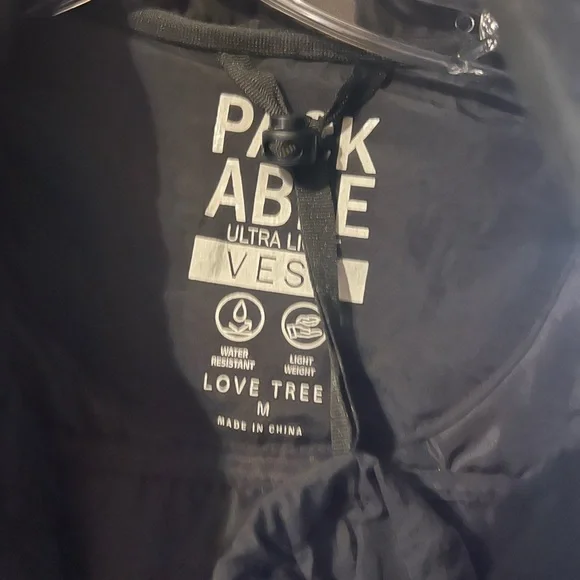 Love Tree Quilted Black Vest - Picture 2 of 3